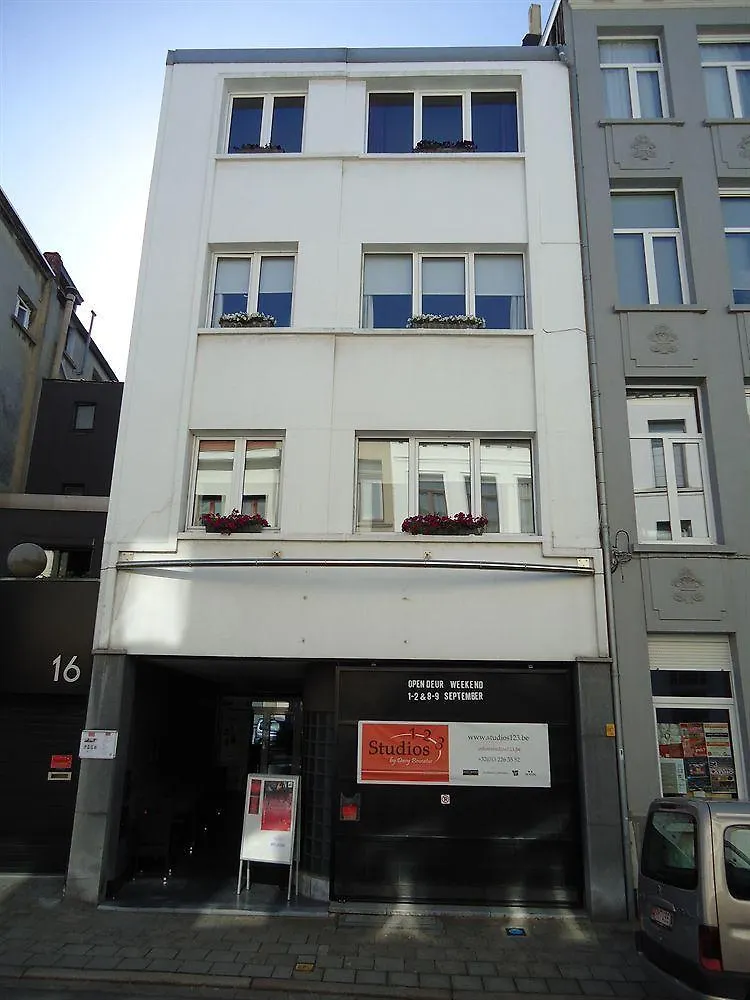 B&B Luxe Suites 1-2-3 Antwerp